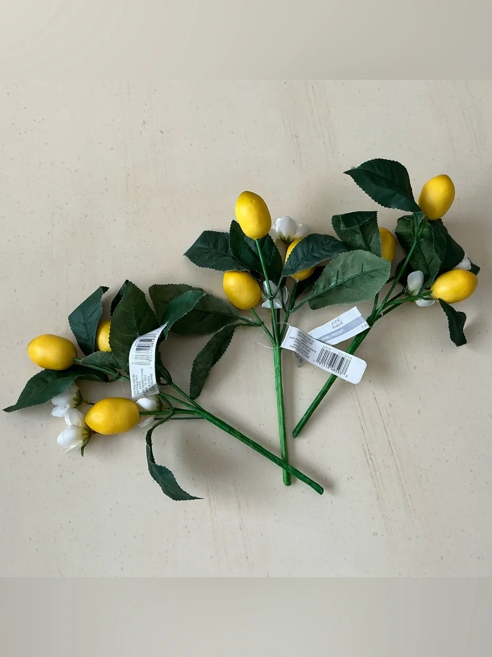 17 NWT Artificial Lemon Floral Picks 🍋